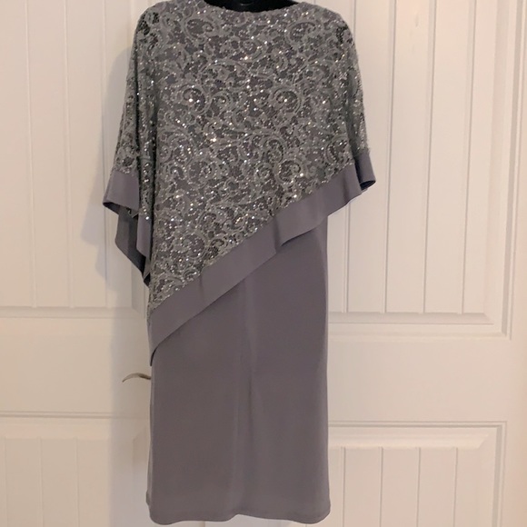 Asymmetrical Overlay Dress (Poncho Dress) Sz 8 $15 dresses if you buy 2 or more - Picture 3 of 3